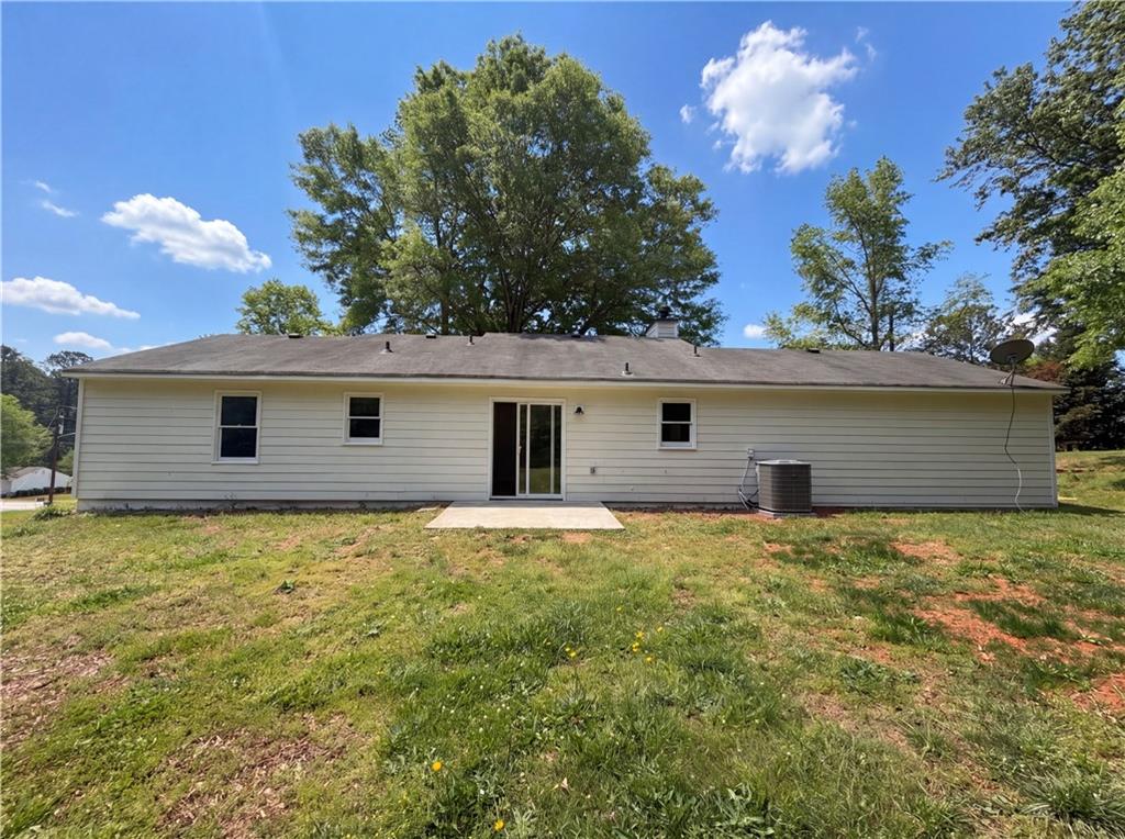 1514 Willow Gate Way