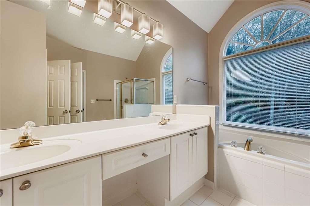 Abbots Pond - Residential Lease