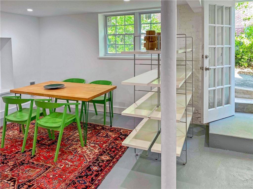 1566 N Morningside Drive NE