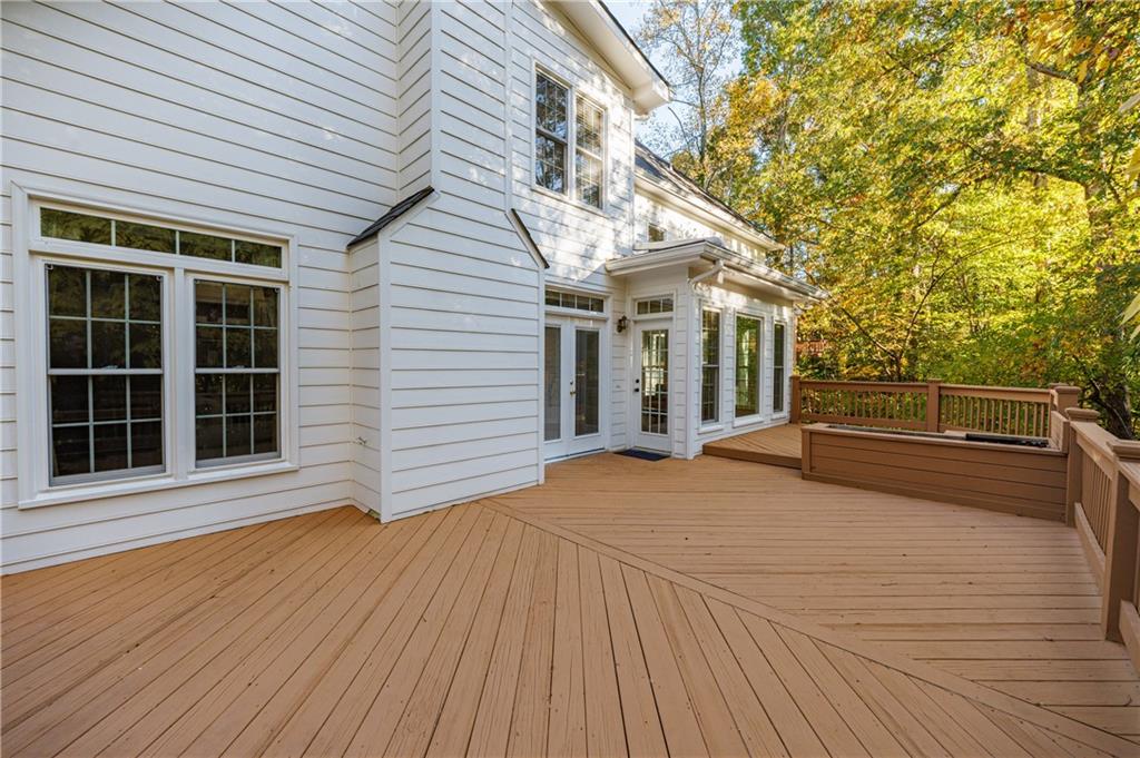 Sentinel Lake - Residential