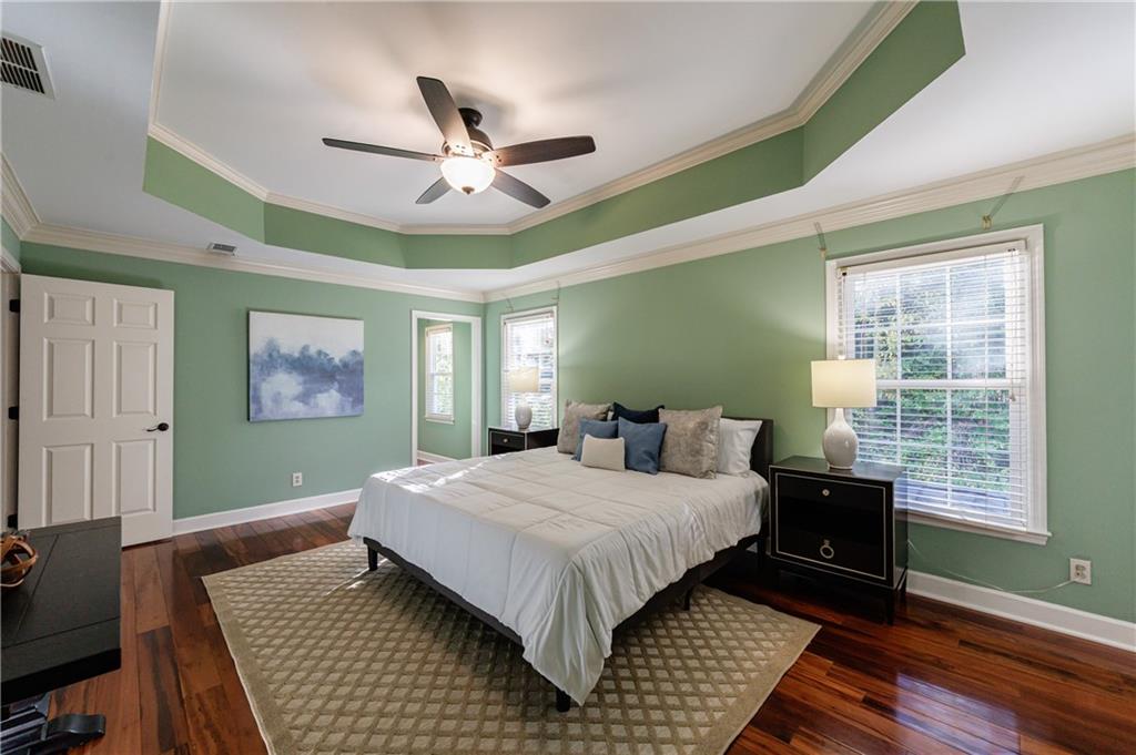 Sentinel Lake - Residential