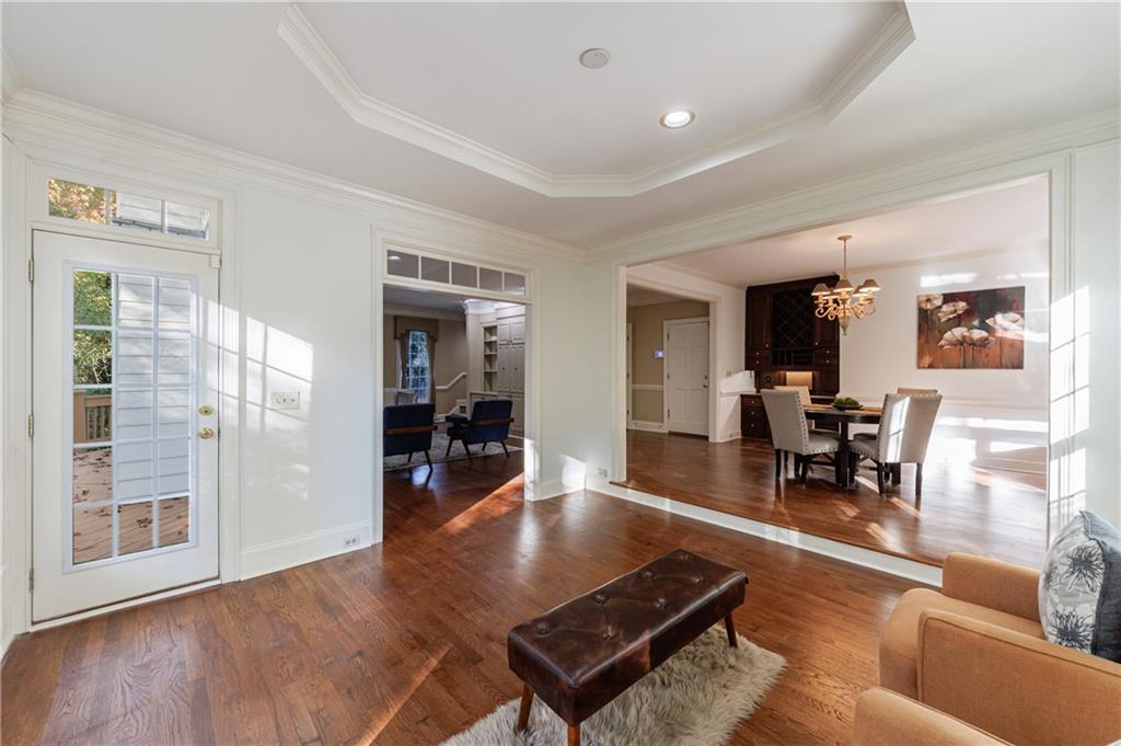 Sentinel Lake - Residential