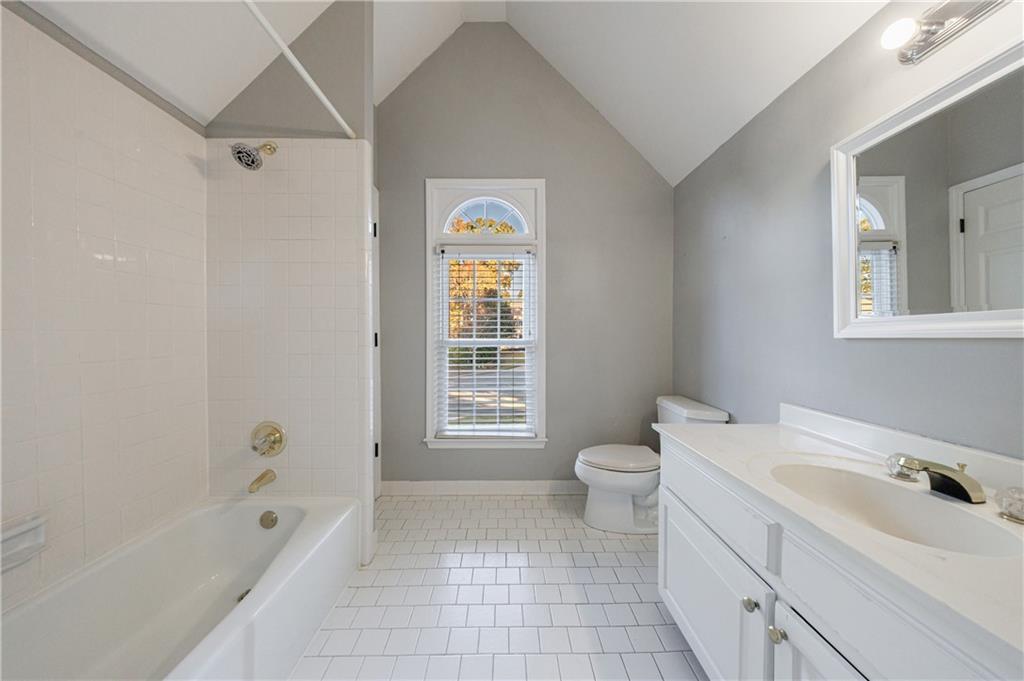 Sentinel Lake - Residential