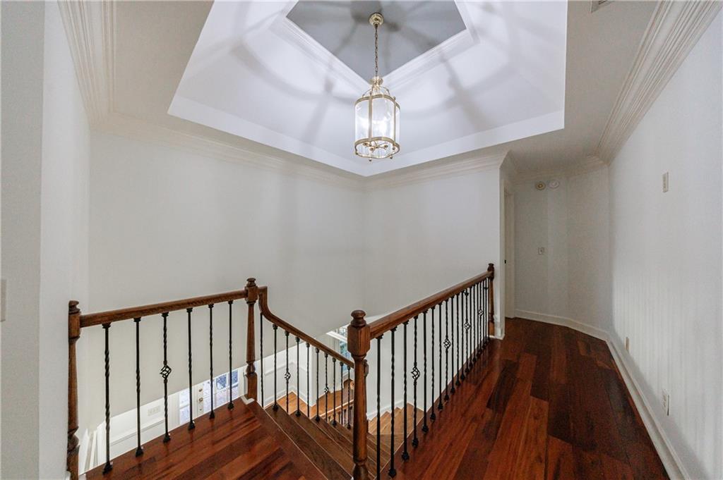 Sentinel Lake - Residential