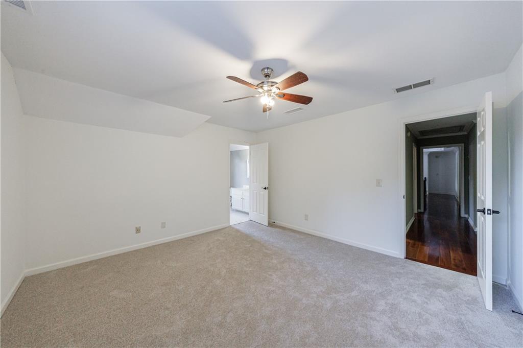 Sentinel Lake - Residential