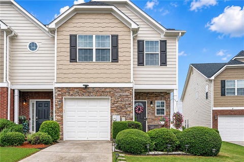 Townhouse For Sale - 2113 Hasel Street<br/> Lawrenceville, GA 30044