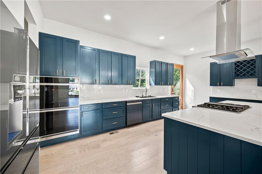 537 Stillwood Drive