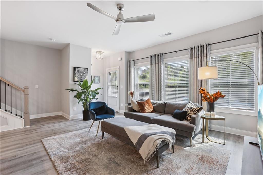 2424 Lakeshore Lane, Atlanta, Georgia image 4