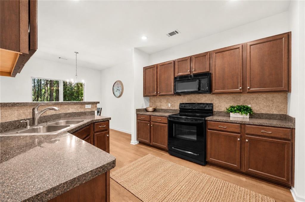 306 Pin Oak Avenue