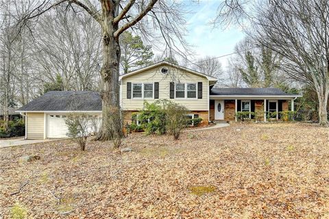 Photo of 470 Rocky Creek Drive, Roswell, GA 30075 (MLS # 7718869)