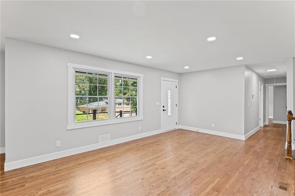 2727 Whites Mill Court