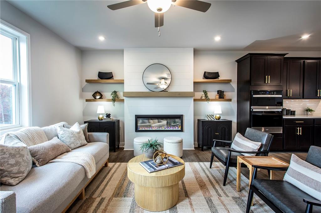 378 Sunset Hollow Street