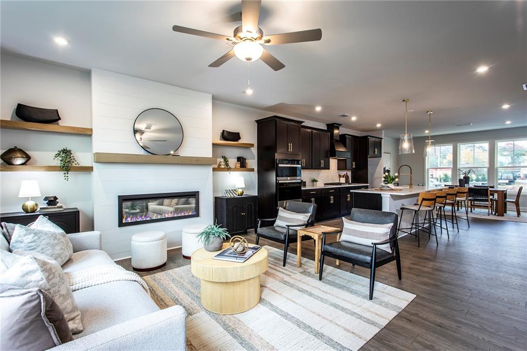 378 Sunset Hollow Street