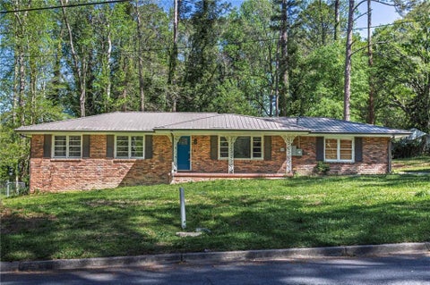Homes For Sale - 2933 Shelly Drive<br/> Atlanta, GA 30311