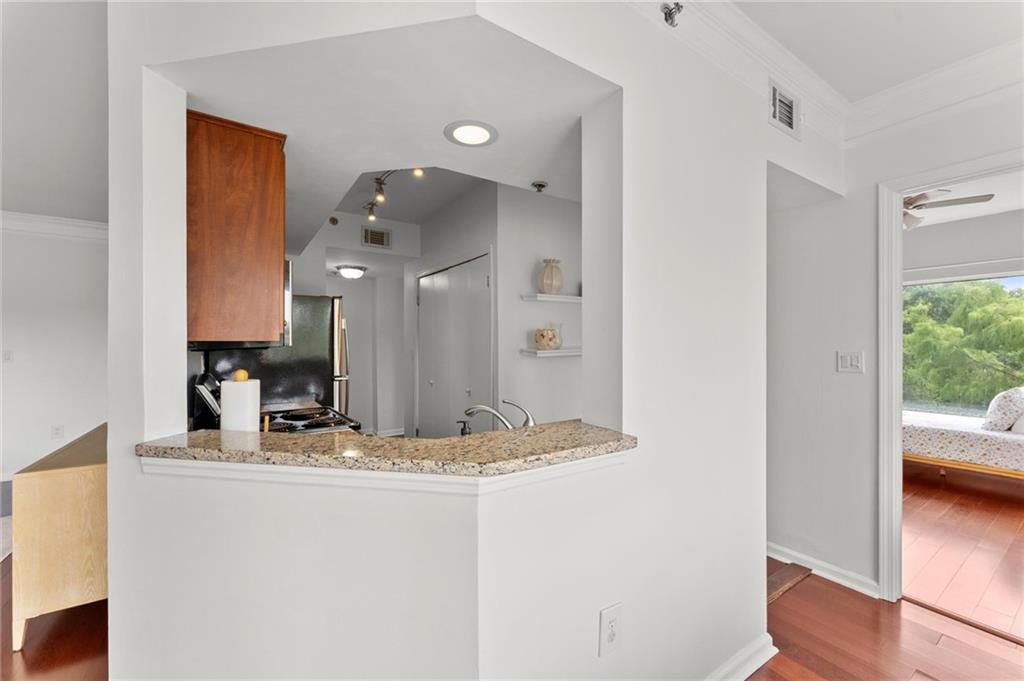 275 13th Street NE 502