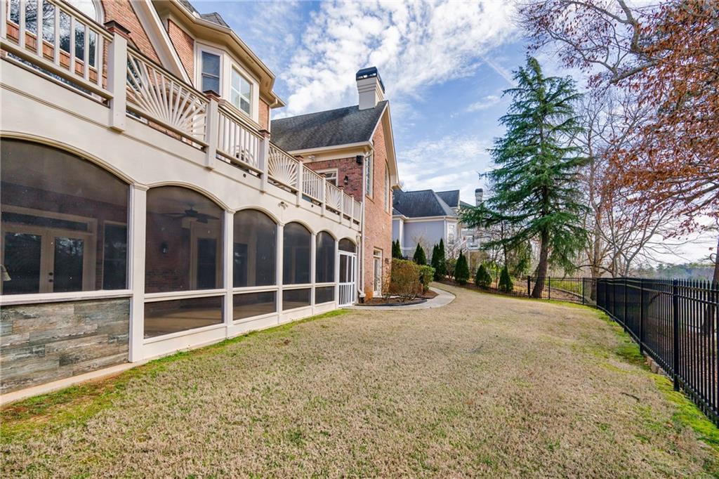 2760 Sugarloaf Club Drive, Duluth, Georgia image 7