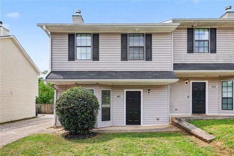 Townhouse For Sale - 3607 Stephanie Court<br/> Powder Springs, GA 30127