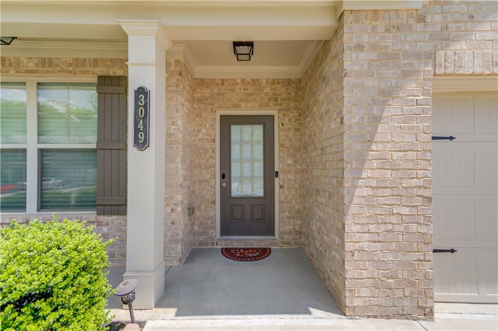 3049 Ivy Crossing Drive, Buford, Georgia image 3