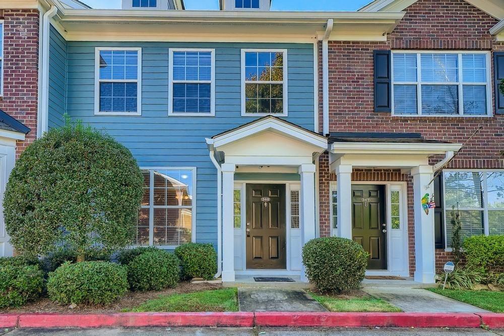 Looking for style, comfort, and convenience? This move-in ready 2-story townhome has it all! Enjoy fresh updates like modern LVP flooring, new paint, and a spacious kitchen island that makes meal prep a breeze. The open layout is perfect for entertaining, while the roommate-friendly upstairs bedrooms give everyone their own space. Relax on your private patio with peaceful wooded views, or take advantage of the community’s guest parking when friends stop by. All of this is just minutes from I-85, I-285, Tucker, and Norcross — with shopping, dining, parks, and even a golf course right nearby.