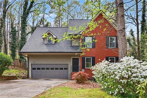 Photo of 2227 Mcquiston Drive SW, Marietta, GA 30064 (MLS # 7746031)