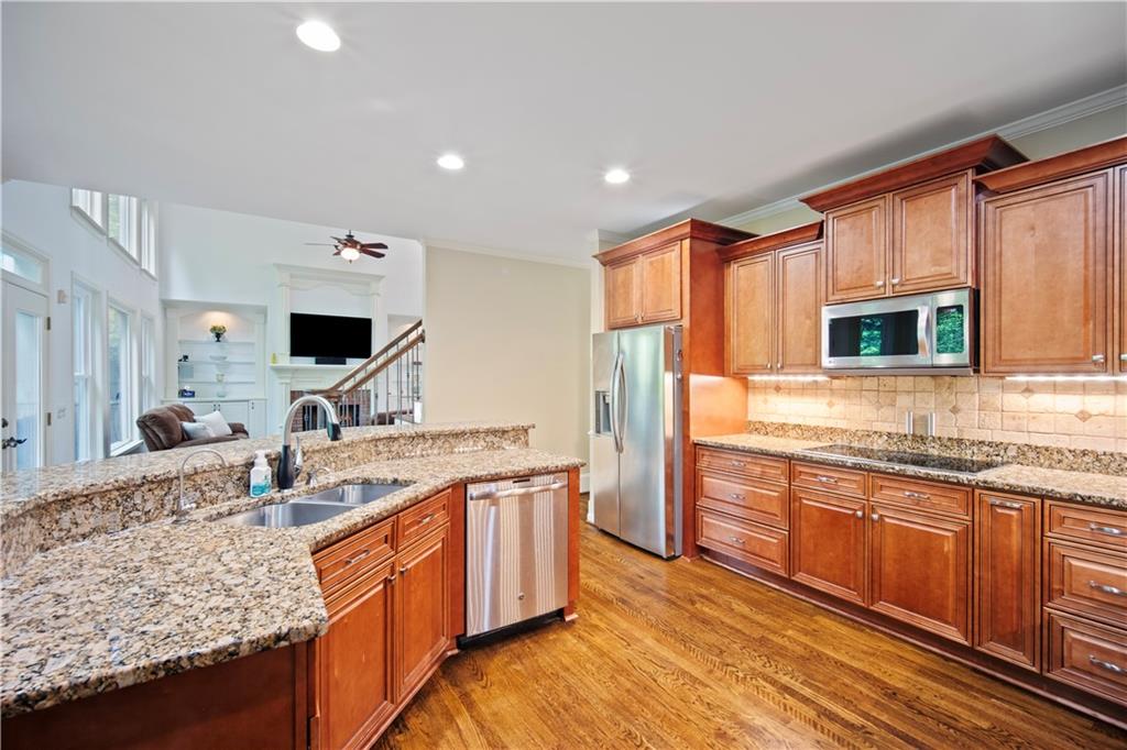 385 Guildhall Grove, Johns Creek, Georgia image 11