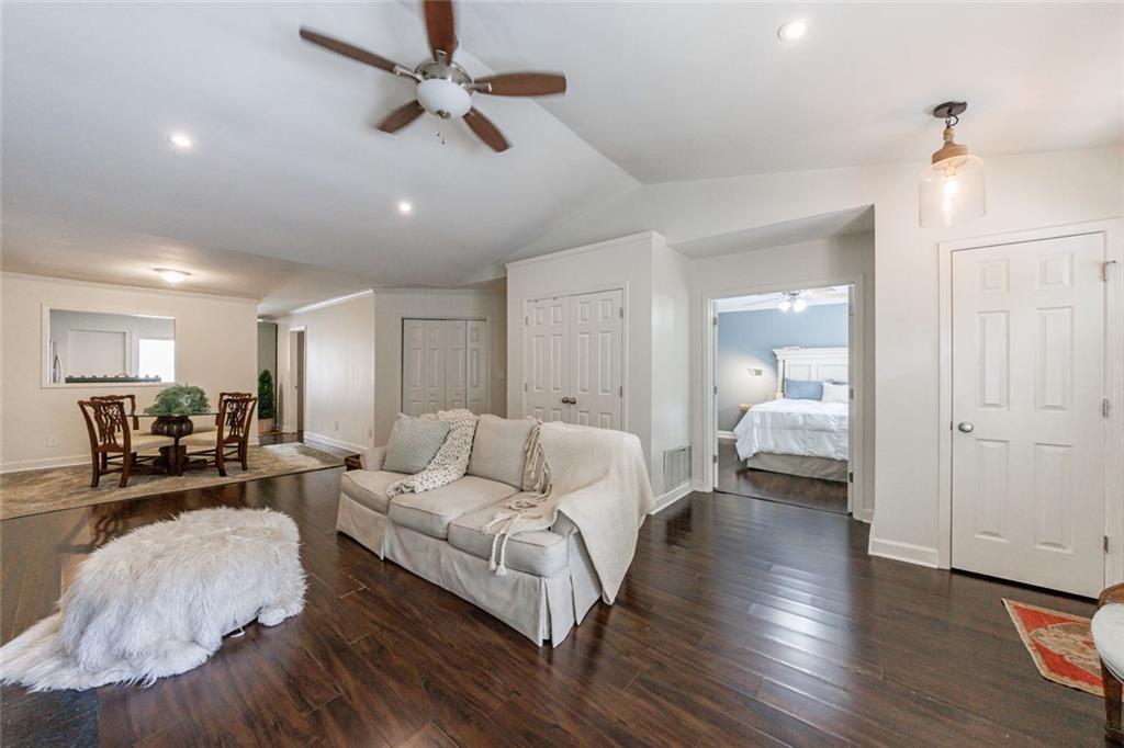 South Garden Court - Residential