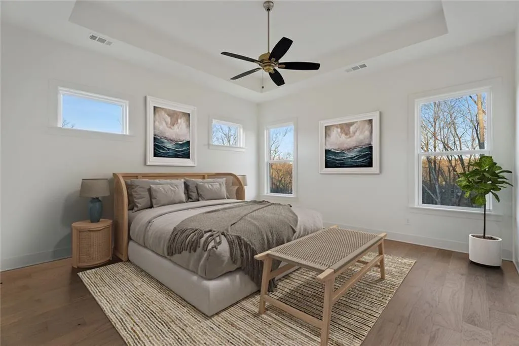 Gainesville, Georgia 30506, United States, 5 Bedrooms Bedrooms, ,5 BathroomsBathrooms,Residential,Active,222253