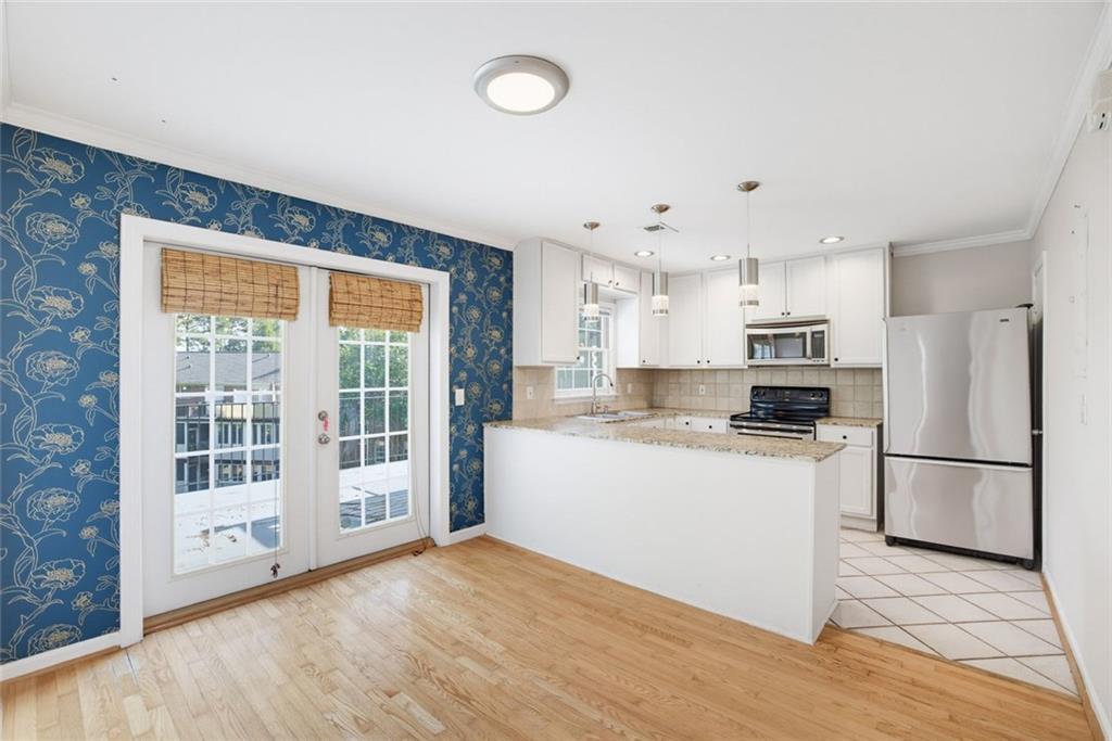 1101 NW Collier Road NW T5