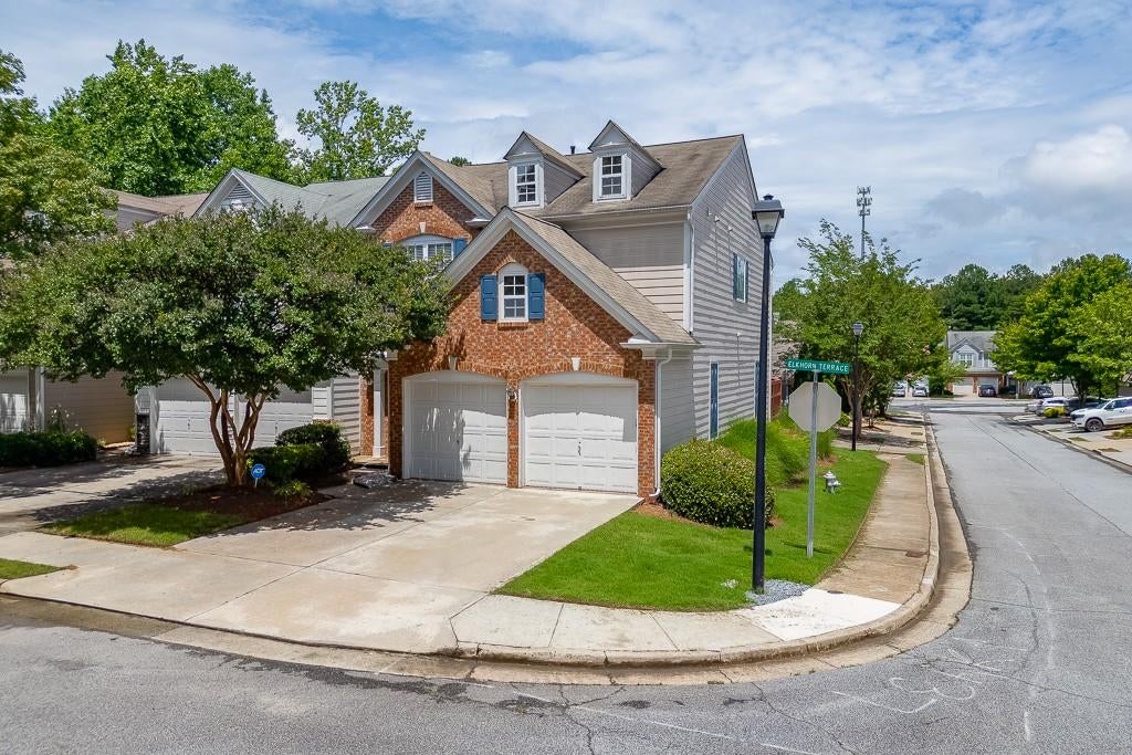2421 Elkhorn Terrace