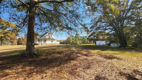 A home in Douglasville