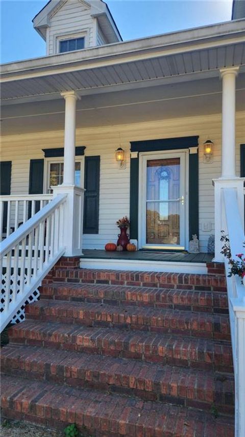 A home in Douglasville