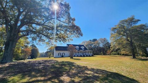 A home in Douglasville