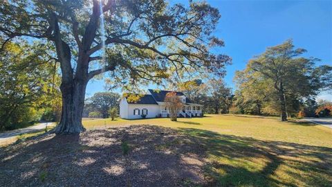 A home in Douglasville