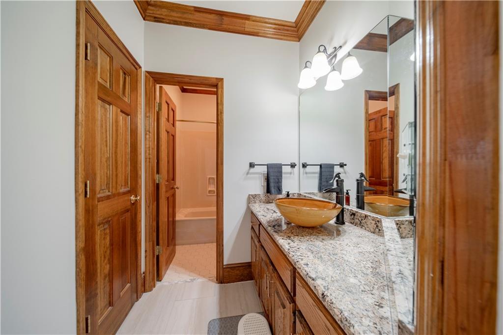 2175 River Cliff Drive