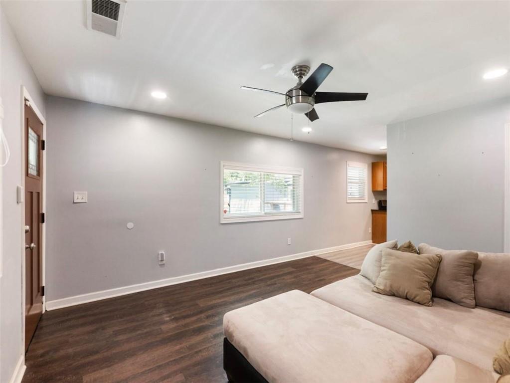 1871 E Farris Avenue E