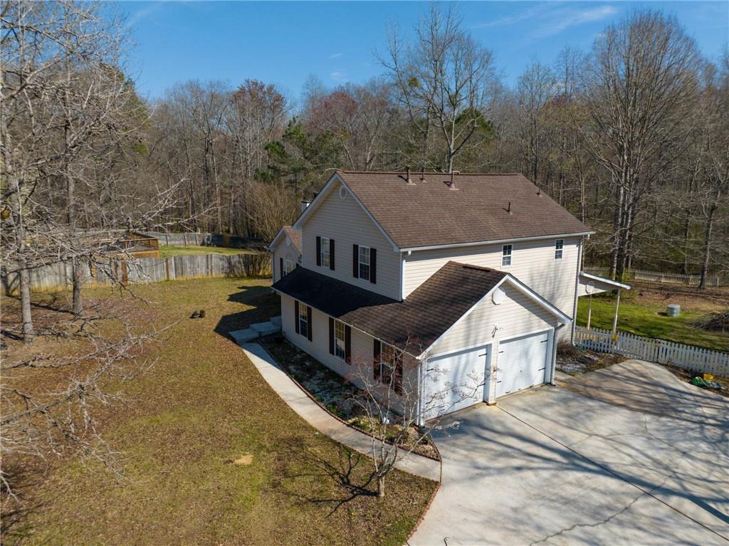 129 Huntington Court, Newnan, Georgia image 3