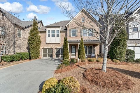 Homes For Sale - 11395 Easthaven Place<br/> Johns Creek, GA 30097