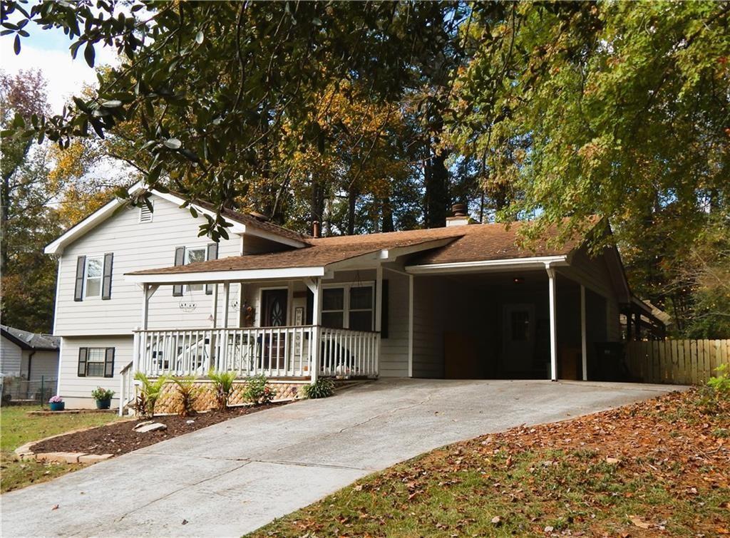 727 Regina Court, Lawrenceville, Georgia image 2