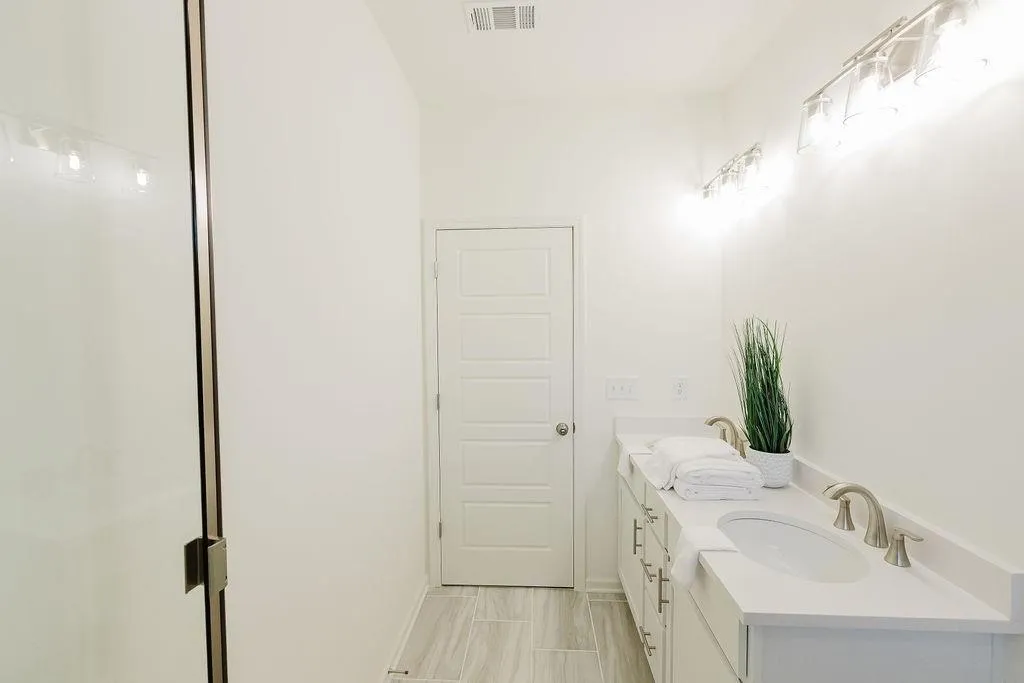 Dawsonville, Georgia 30534, United States, 3 Bedrooms Bedrooms, ,3 BathroomsBathrooms,Residential,Pending,110620