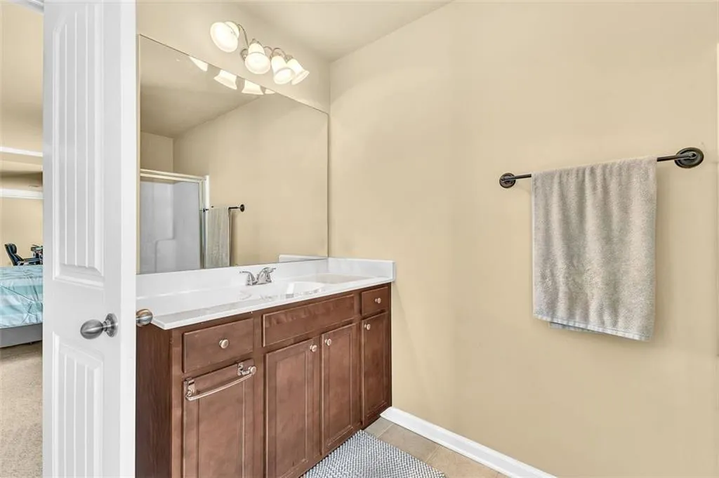 Locust Grove, Georgia 30248, United States, 4 Bedrooms Bedrooms, ,4 BathroomsBathrooms,Residential,Active,225253