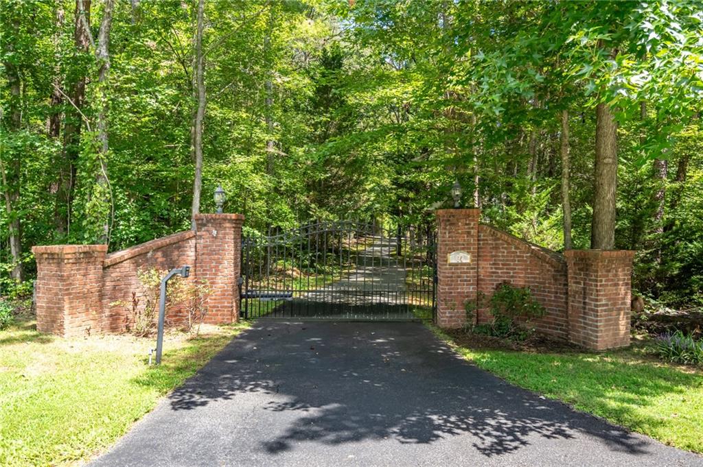 64 Wehunt Road
