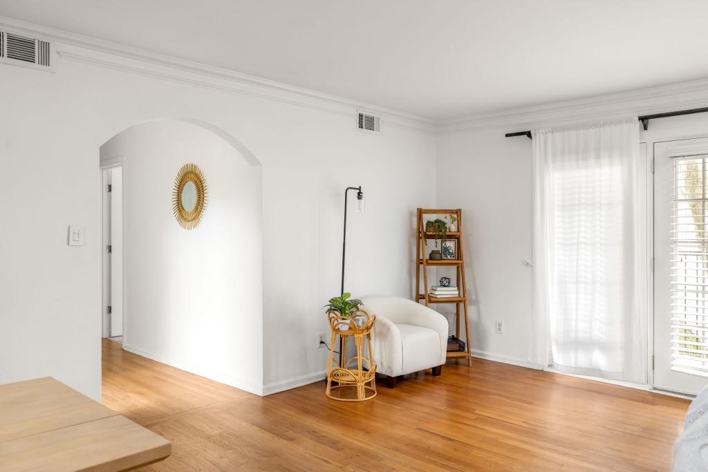 311 Peachtree Hills Avenue NE 4D