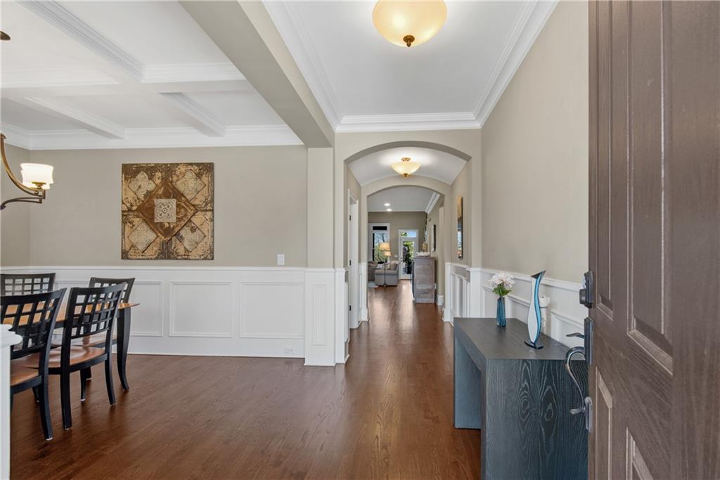 3519 Brookleigh Lane NE