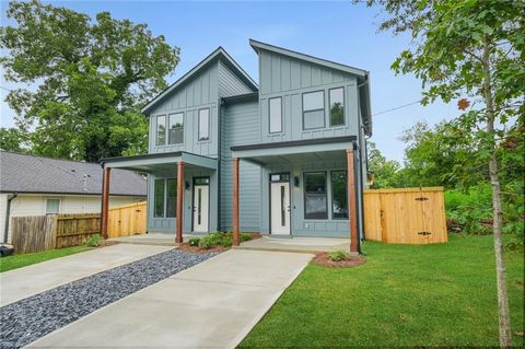 Photo of 1223 Oakland Drive SW, Atlanta, GA 30310 (MLS # 7690878)