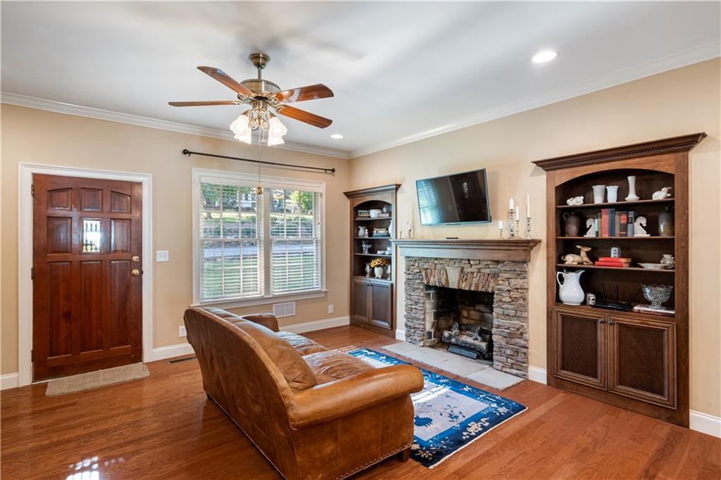 512 Williamsburg Drive, Dalton, Georgia image 10