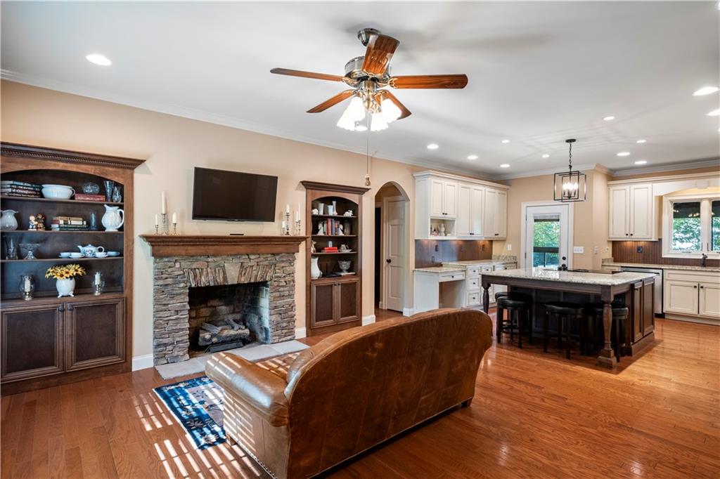 512 Williamsburg Drive, Dalton, Georgia image 9