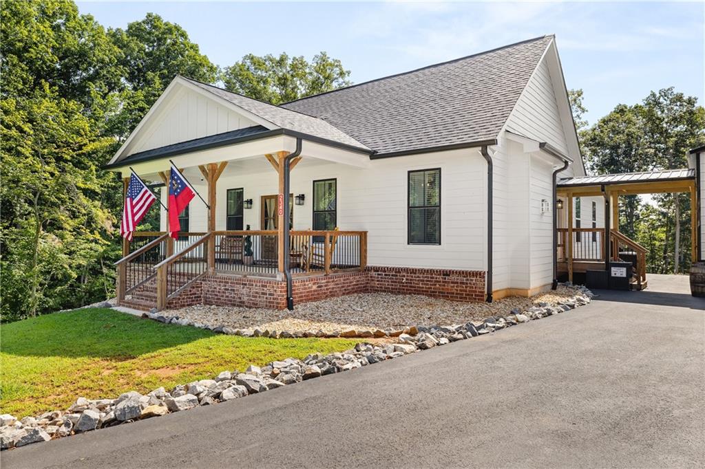 2340 Mud Creek Road