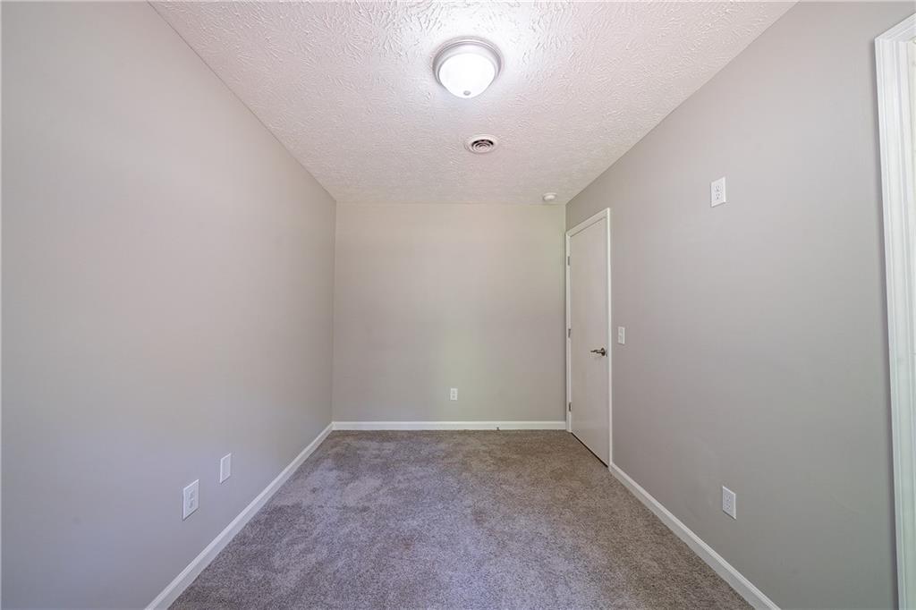 210 Meadowbrook Drive, Mcdonough, Georgia image 17