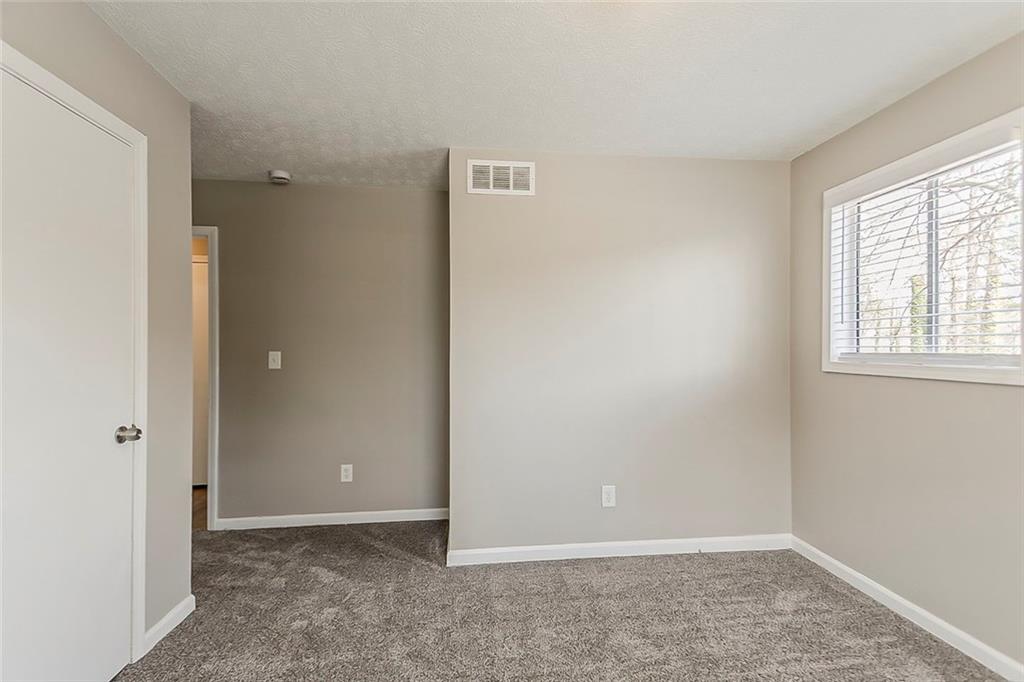 810 N Carter Drive, Jonesboro, Georgia image 13