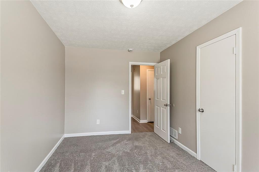 810 N Carter Drive, Jonesboro, Georgia image 11
